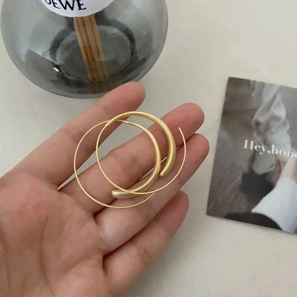 925 Sterling Silver Spiral Hoop Earrings Gold Thin Statement Earrings - Picture 3 of 5